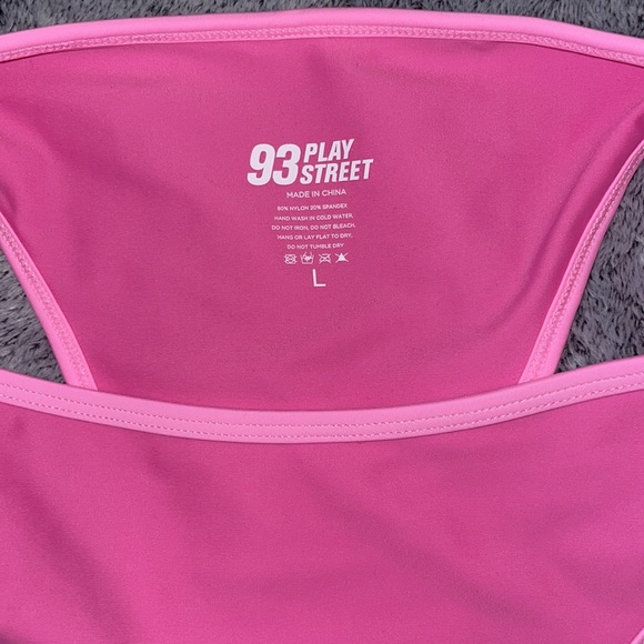 BRAND NEW High Cut bikini bottom - Picture 2 of 3